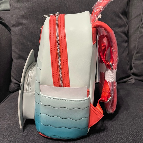 Loungefly Jaws Universal Studios exclusive Mini Backpack - Picture 7 of 9